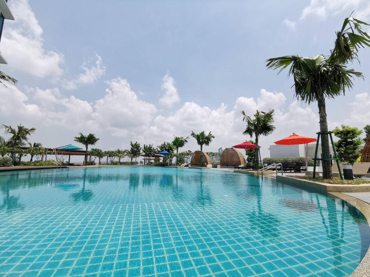 Almas Puteri Harbour Nusajaya Suite Room Exclusive Room 5 Min To Legoaland By Homespace 外观 照片