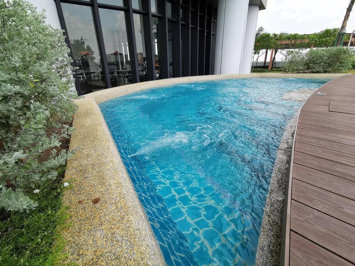 Almas Puteri Harbour Nusajaya Suite Room Exclusive Room 5 Min To Legoaland By Homespace 外观 照片