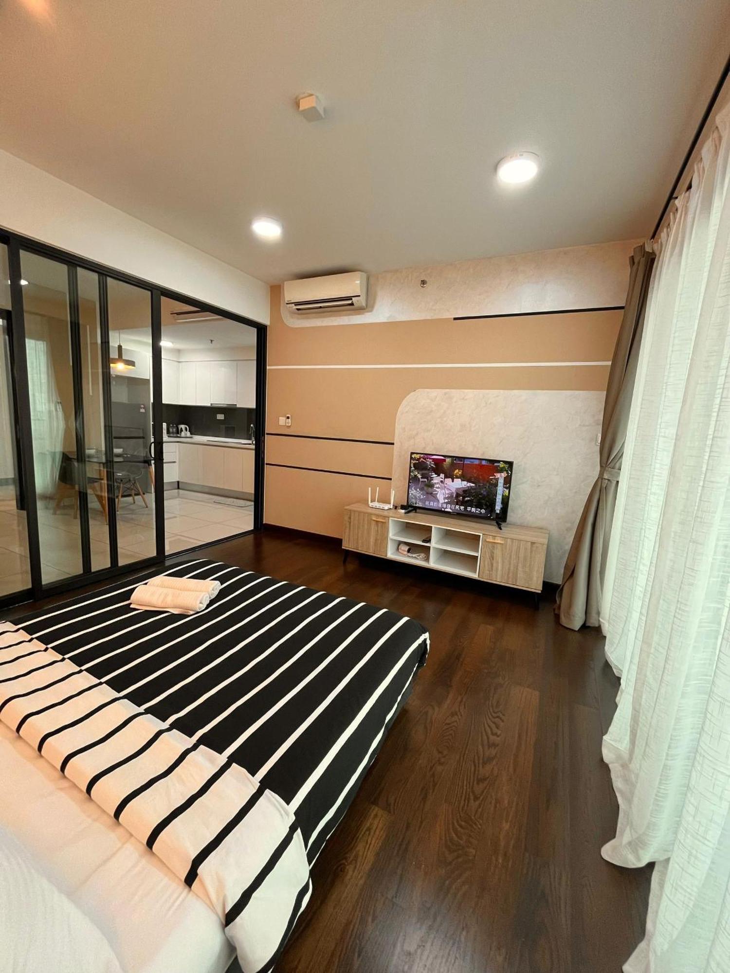 Almas Puteri Harbour Nusajaya Suite Room Exclusive Room 5 Min To Legoaland By Homespace 外观 照片